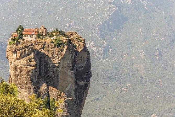 Spectacular Meteora Monasteries and Hermit Caves Private Trip - Key Points