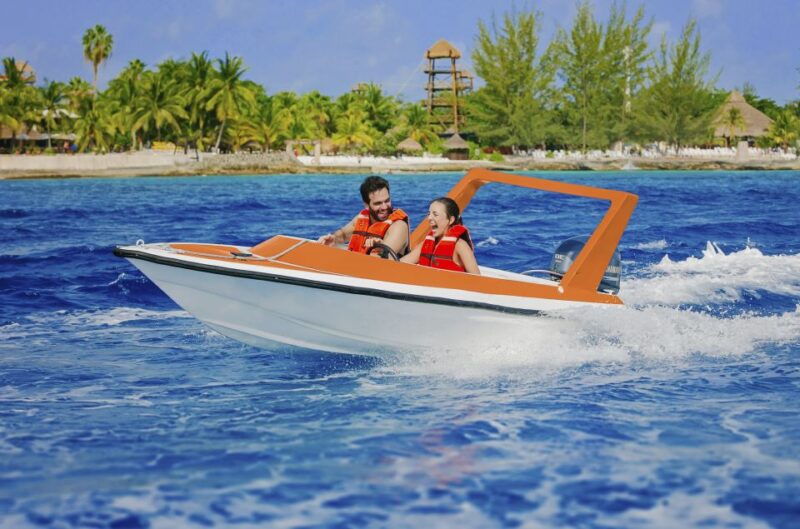 Speed Boat, Snorkel and Beach - Practical Details: Meeting Point and Group Size