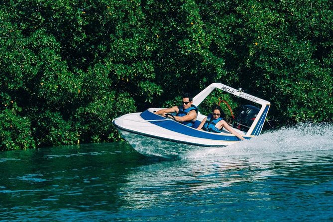 Speed Boat & Snorkel Tour with transportation ( only Cancun zone area) - The Tour Starts in Cancuns Hotel Zone at Sealife Marina