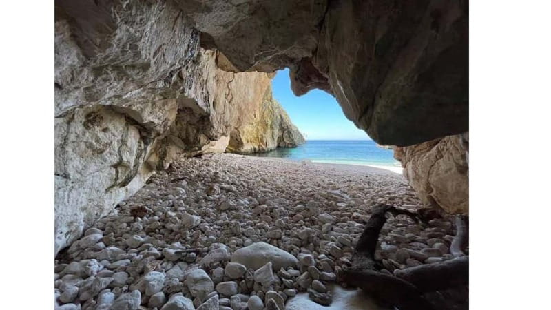 Speed Boat Tour to National Park and Grama Bay - The Main Attraction: Grama Bay and Its Pristine Waters