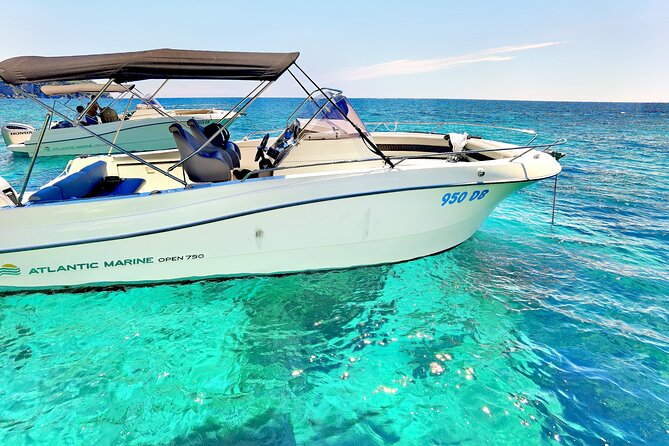 Speedboat Atlantic Marine 750, 4 or 8 hours - Why Choose the Speedboat Atlantic Marine 750?
