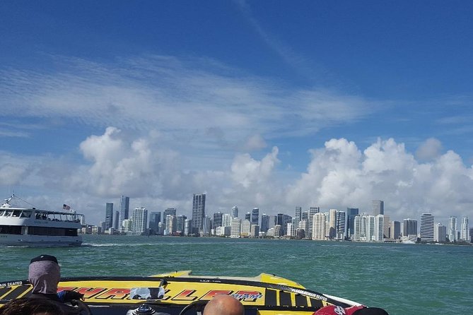 Speedboat Sightseeing Adventure of Miami - Discover the Speedboat Sightseeing Adventure in Miami
