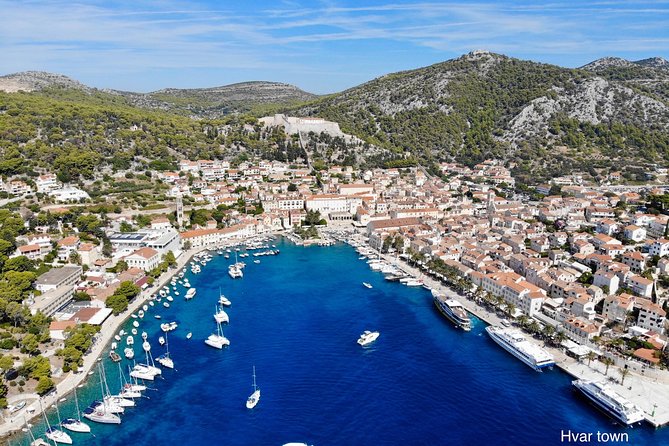 Speedboat transfer: Split Airport-Hvar - Who Should Consider This Speedboat Transfer?