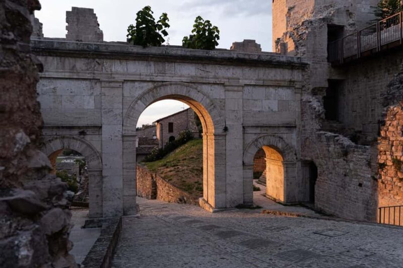 Spello: a rhyming treasure hunt. You'll get to know the old town while having fun - Physical Requirements and Suitability