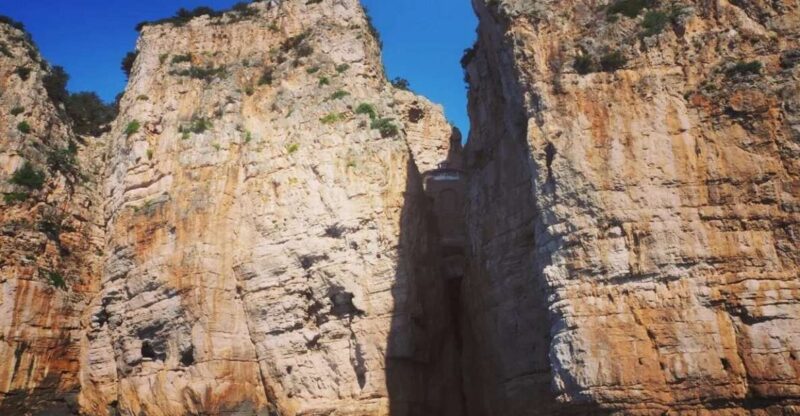 Sperlonga: Private Cruise to discover the "Seven Beaches" - The Experiences Logistics and Comfort