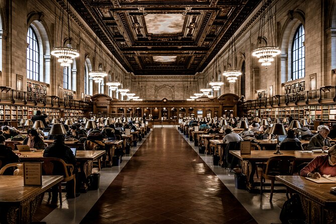 Spider-Man Filming Locations in New York Tour with Private Guide - Discover the Spider-Man Filming Locations in New York City with a Private Guide