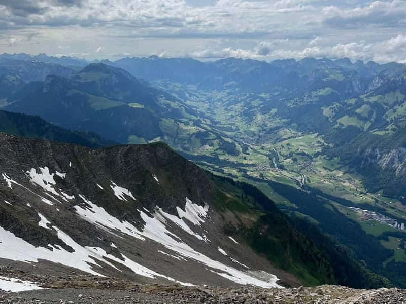 Spiez: Summit Mt. Niesen with a Swiss Triathlete - Logistics and Group Experience: Small, Personalized, and Flexible