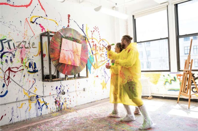 Spinning Private Art Experience in Chicago - Create Your Own Spinning Masterpiece in Chicago