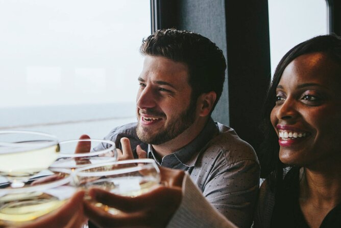 Spirit of Philadelphia Signature Dinner Cruise with Buffet - Entertainment and Atmosphere: DJ and Dancing on the Water