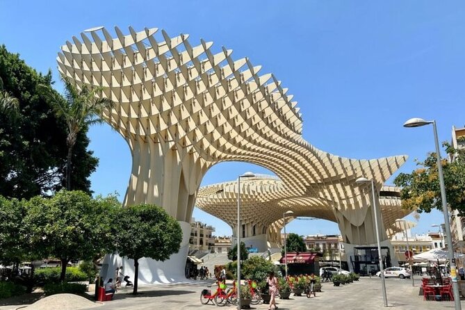 Spirit of Seville - Private Walking Tour with Casa de Pilato - Guides and Personalization: Reme’s Experience