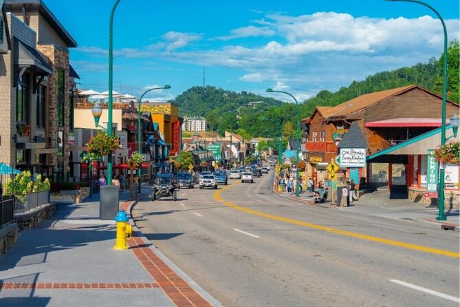 Spirits in the Smokies - The First Home of Gatlinburg: Martha Jane Ogle Cabin