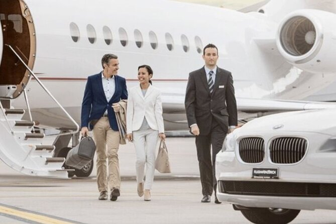 Split airport to Split Private transfer to 8 pax (Door to Door any location) - Meeting Point and Convenience at Split Airport