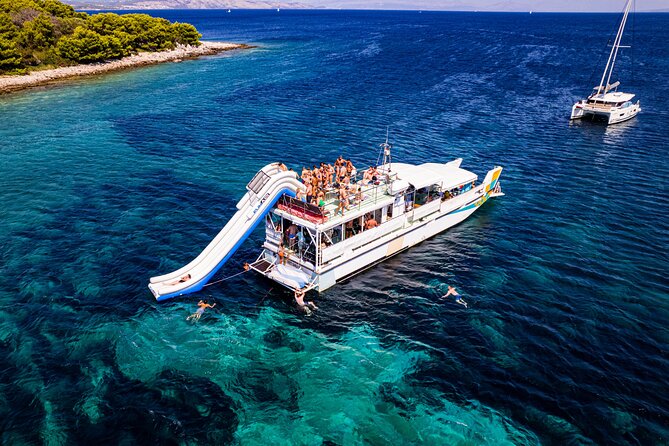 Split: Blue lagoon & 3island tour with Mediterranean Lunch - The Mediterranean Lunch on an Outdoor Restaurant