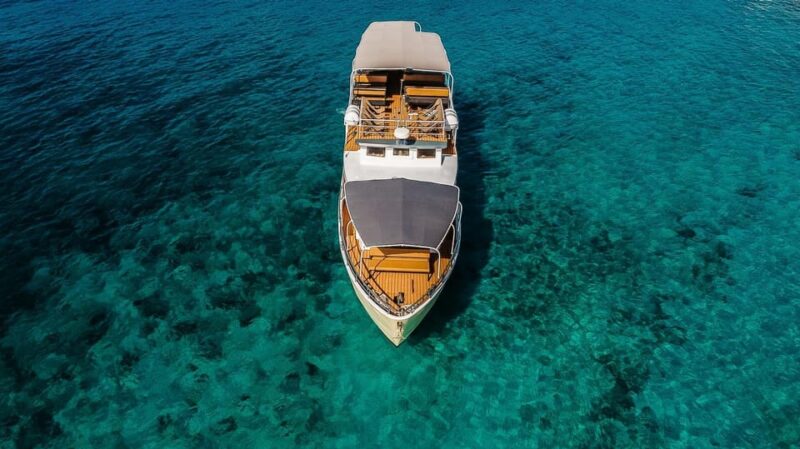 Split: Blue Lagoon and 3 Island Cruise with Food and Drinks - Exploring Olta Island and the Shipwreck