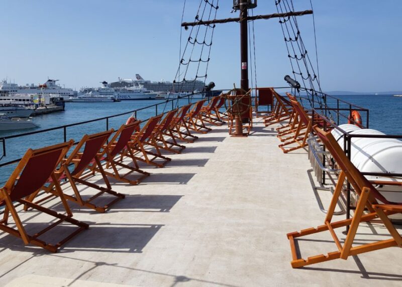 Split: Blue Lagoon Underwater Museum Tour w/Lunch & Drinks - Scenic Views and Relaxation at Jelinak Island