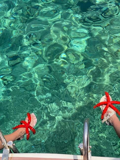 Split: Boat Tour to Blue Cave, Vis, Blue Lagoon, Hvar, Bra - Exploring the Town of Hvar and Its Old Streets