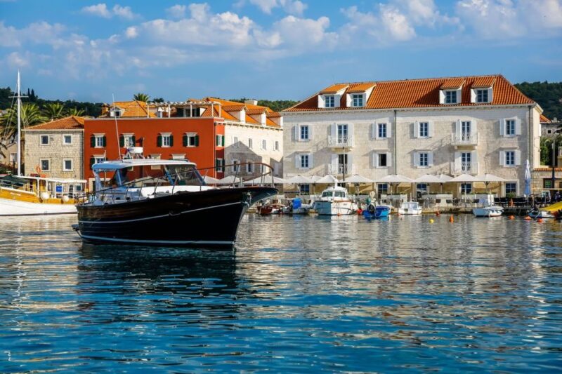 Split: Brac Island and Sutivan Village Sunset Boat Tour - Dinner Options After the Village Visit