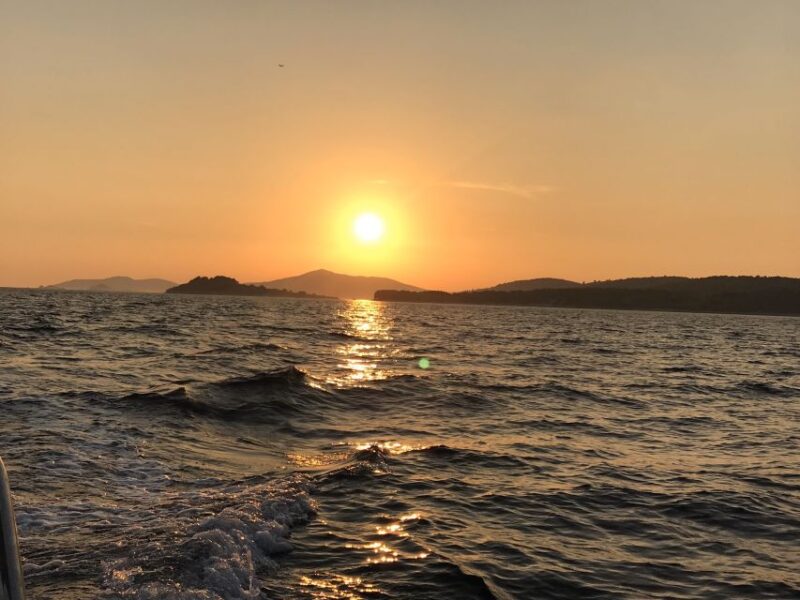 Split: Brac Island and Sutivan Village Sunset Boat Tour - What Is Included and What to Bring