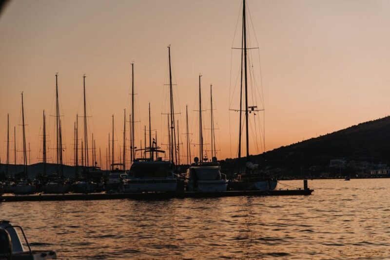 Split: Brac Island and Sutivan Village Sunset Boat Tour - A Well-Balanced Evening of Scenery, Culture, and Relaxation