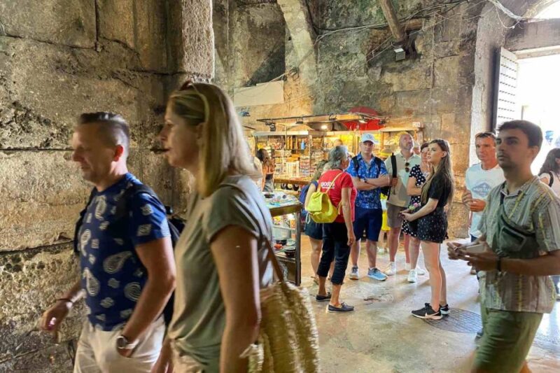 Split: Diocletian's Palace & Old Town Guided Walking Tour - Visiting the Benedictine Monastery and 15th-Century Town Hall