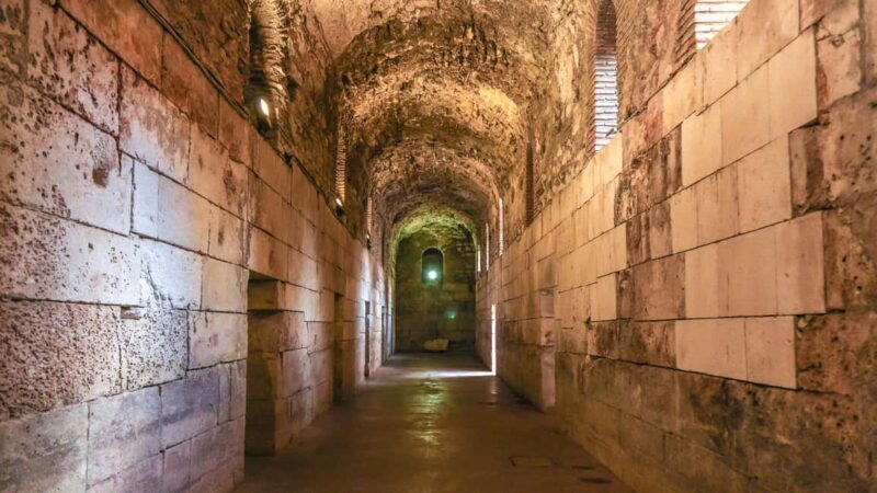 Split: Game of Thrones Walking Tour - Walking the Golden Gate and the Vestibul
