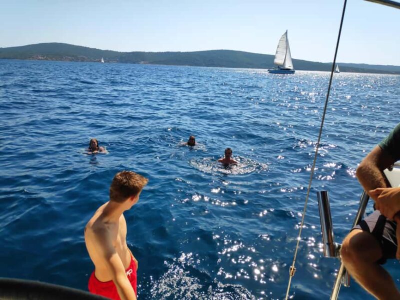 Split: Half Day Sailing Tour with Swim Stop, Snacks and Wine - Key Points