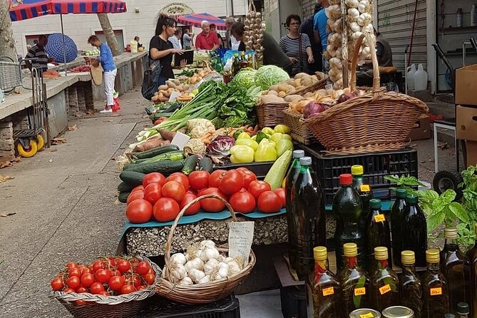 Split History and Gastro Small-Group Tour with Food and Drinks - The Guide’s Style and Knowledge