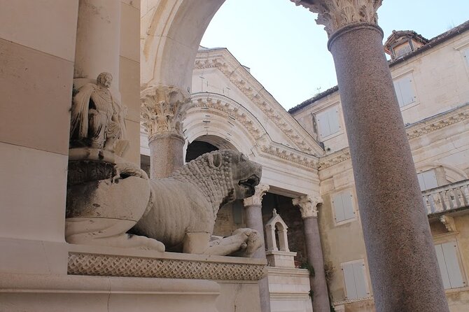 Split Old Town History and Monuments Private Guided Walking Tour - The Temple of Jupiter: An Iconic Ruin
