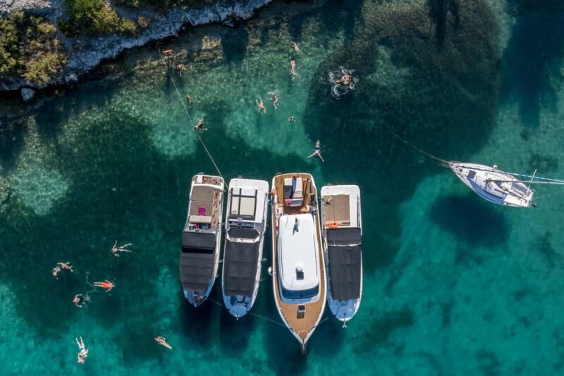 Split or Trogir: Blue Cave, Vis and Hvar Speedboat Tour - Visiting Veliki Budikovac and the Blue Lagoon