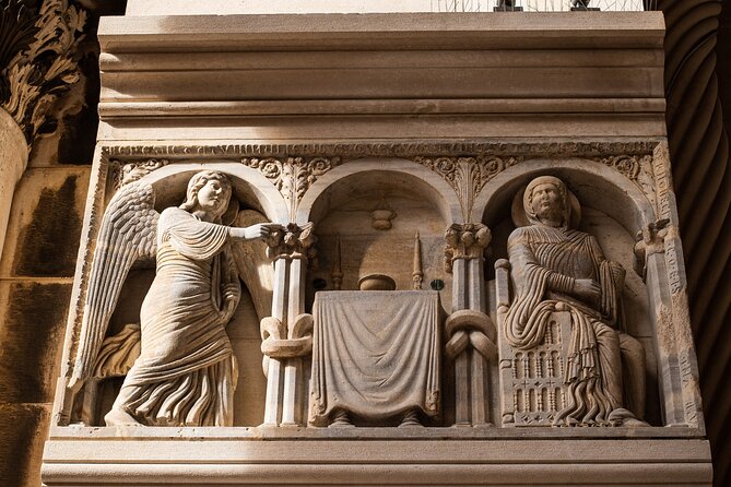 Split Palace & Old Town -Private walking tour- Entrance included - Exploring the Fruit and Fish Markets