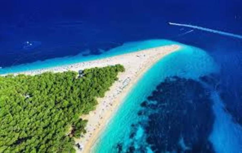 Split: Private Speedboat Charter & All inclusive & - Hvar Town: Charm and Cultural Attractions