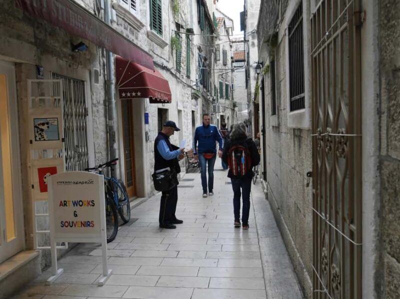 Split: Private Walking Tour with a Local - Meet Your Guide: Knowledgeable and Personable
