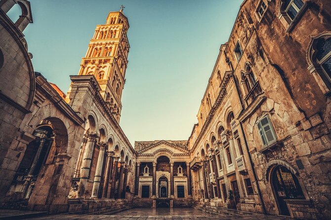 Split Quest Experience: Discover the City - Exploring Diocletian’s Palace