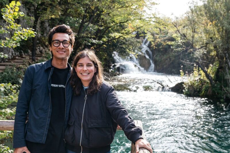 Split: Self-Guided Plitvice Lakes Day Tour with Boat Ride - The Role of the Guides During the Bus Ride