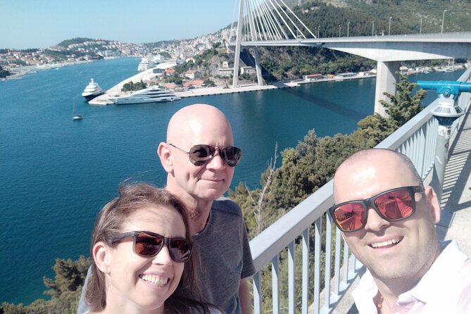 Split to Dubrovnik Airport Private Transfer 1-8 Pax Door to Door - Reliability and Customer Service