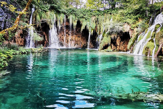 Split to Zagreb or airport Zagreb via Plitvice lakes for singles or couples - The Comfort and Convenience of a Private Transfer