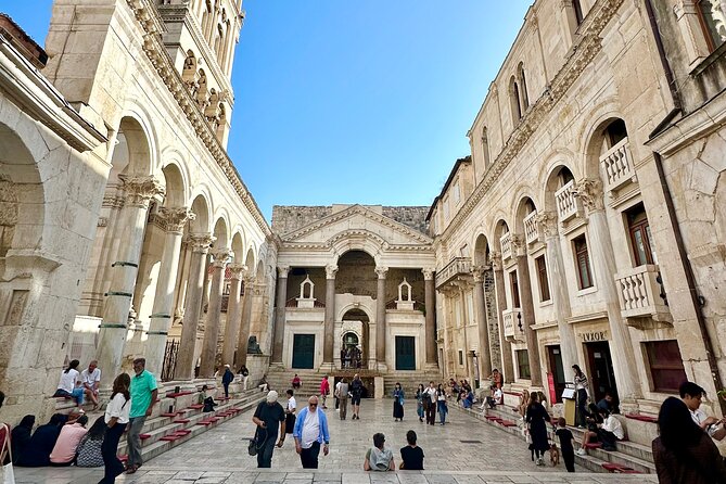 Split Walking Tour - Personalization and Private Tours