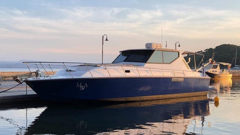 Sporades Islands: Private boat cruise in the Sporades - Unique Visit to MamaMia Chapel and Kastani Beach