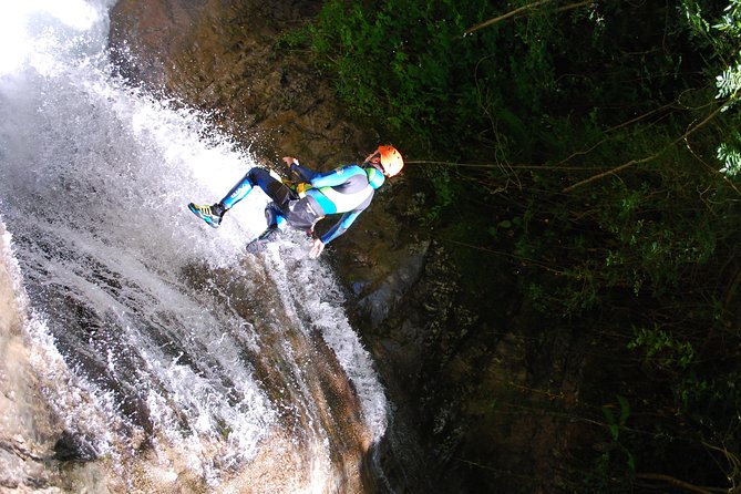 Sports Canyoning of Écouges bas in Vercors - Grenoble - Physical Requirements and Accessibility