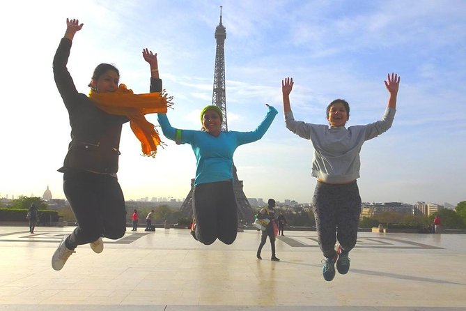 Sports, fun and educational discovery of Paris - Exploring Paris Landmarks on Foot and by the Seine