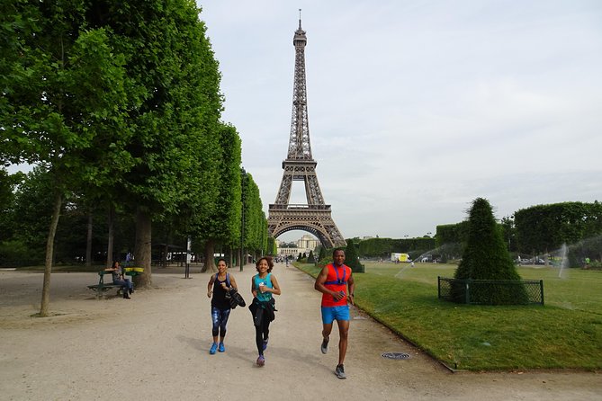 Sports, fun and educational discovery of Paris - The Route Along Iconic Parisian Streets