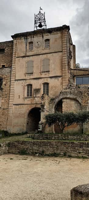 Spring Tour, 4 Days/3 Nights, Discover Provence by Electric Bike - Visiting the Historic Village of Les Baux and Carrières de Lumières