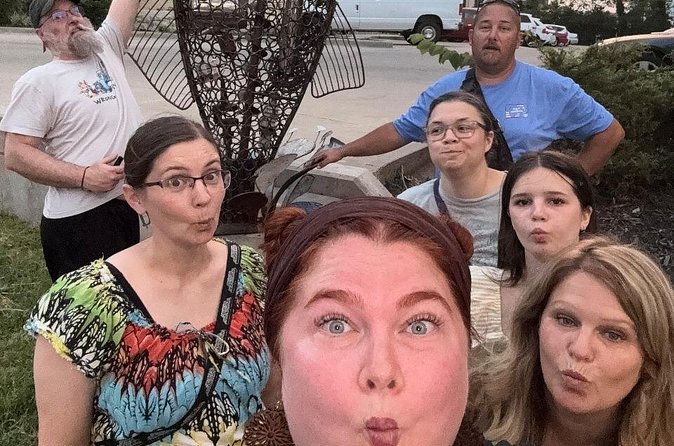 Springfield Missouri Scavenger Hunt Walking Activity - The Challenges and Riddles Along the Route