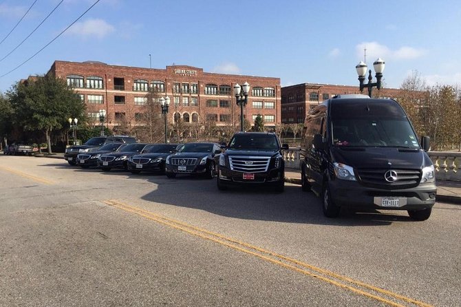 Sprinter Van Airport Transfer in Houston - Convenient and Comfortable Houston Airport Transfers in a Private Sprinter Van