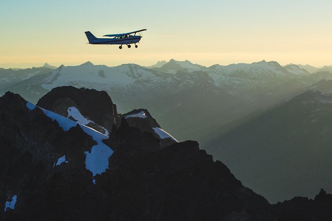 Squamish Explorer Flightseeing Tour - The Experience of Flying Close to Mountain Peaks