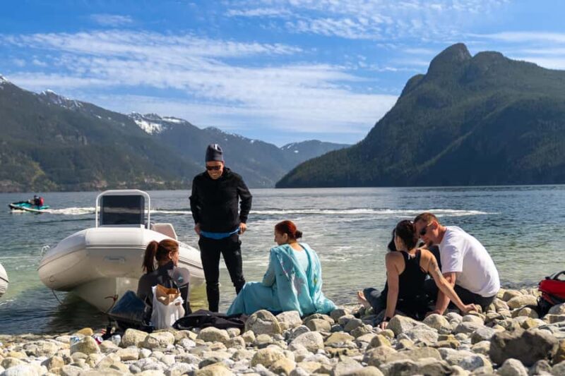 Squamish: Howe Sound Boat Tour with Wildlife Spotting - Explore Howe Sound on a 2-Hour Boat Tour from Squamish