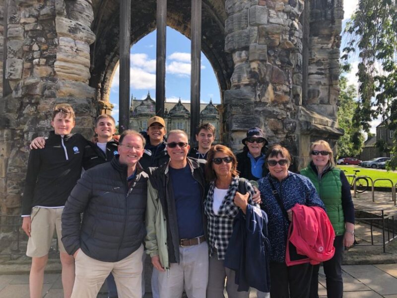 St Andrews: City Highlights Walking Tour with Cocktail - Exploring St Andrews with a Local Guide and a Signature Cocktail