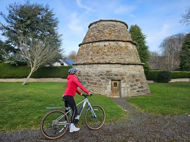 St. Andrews: The Essential Guided Bike & E Bike Tour - Climbing for Panoramic Views and the Old Course Experience