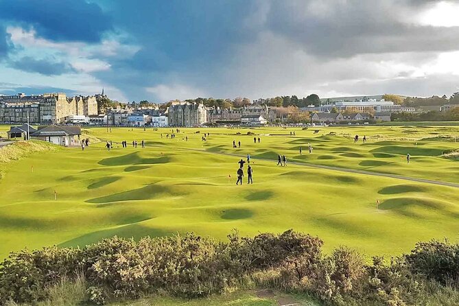 St. Andrews & The Old Course Private Day Tour with Scottish Local - The Old Course at St. Andrews: Golf’s Holy Grail