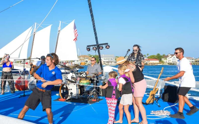 St. Augustine: Fireworks Cruise with Live Music and Drinks - Scenic Views of St. Augustines Historic Sights at Sunset